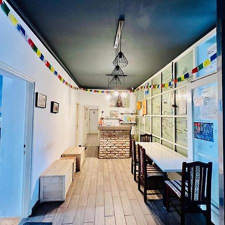 Bishnu Hostel ซาเกร็บ ภายนอก รูปภาพ
